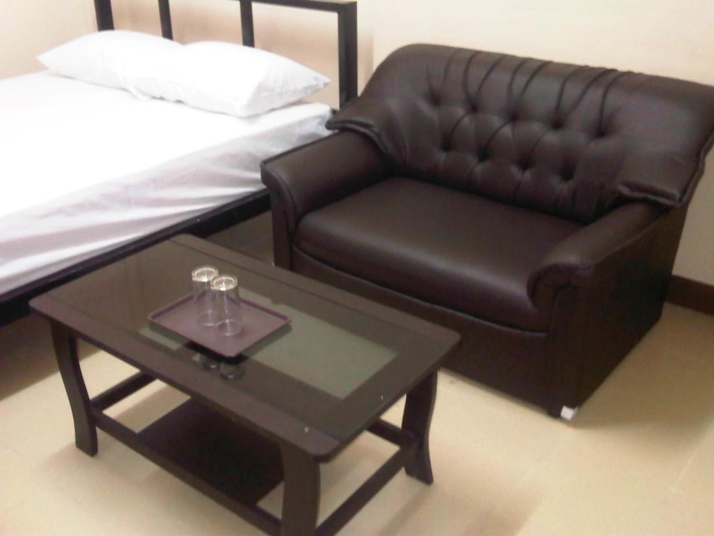 Lee House Inn Bangkok Zimmer foto